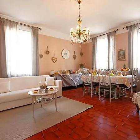 Ca Dal Busc Bed & Breakfast